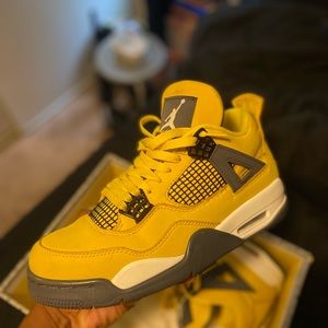 Nike Air Jordan Retro 4 Retro Lightning (2021)